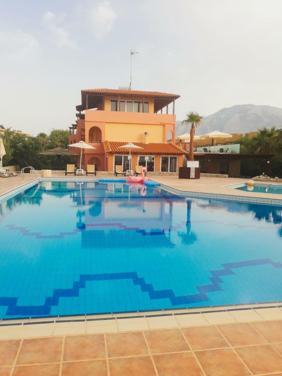 Aquamar Beach Kournás Exterior photo